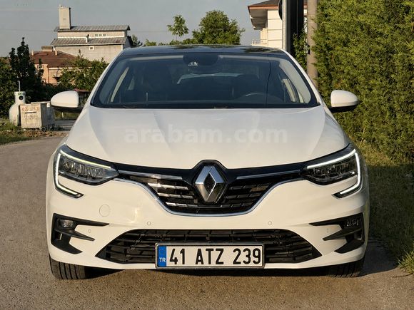 Sahibinden Renault Megane 1.3 TCe Icon 2023 Model 
