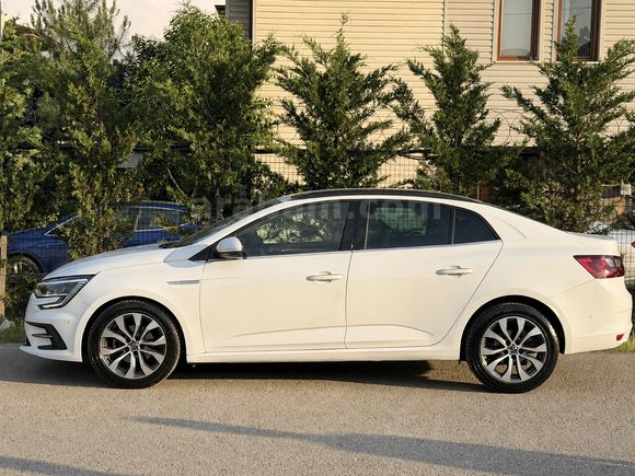 Sahibinden Renault Megane 1.3 TCe Icon 2023 Model 