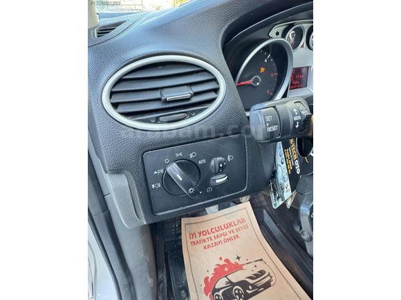 EVRENSEL AUTO'DAN FORD FOCUS