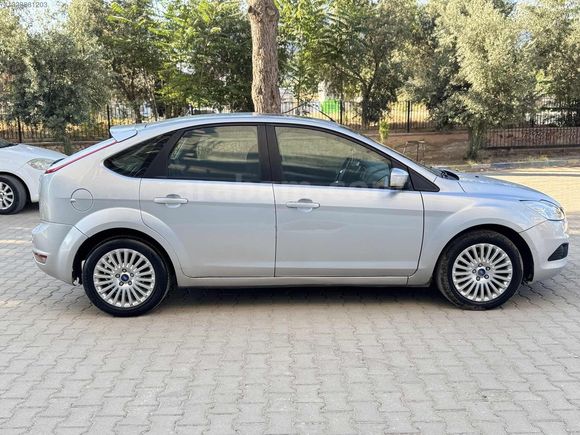 EVRENSEL AUTO'DAN FORD FOCUS