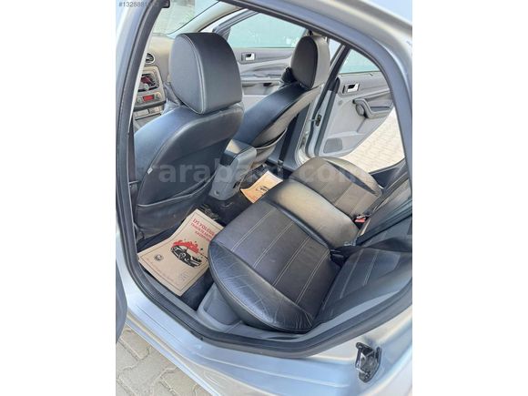 EVRENSEL AUTO'DAN FORD FOCUS