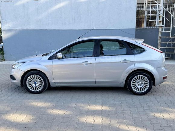 EVRENSEL AUTO'DAN FORD FOCUS