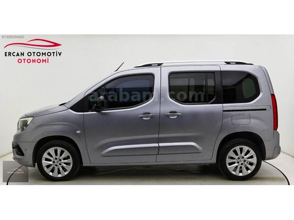 ERCAN OTOMOTİV 2021 OPEL COMBO 1,5D ULTİMATE CAM TAVAN