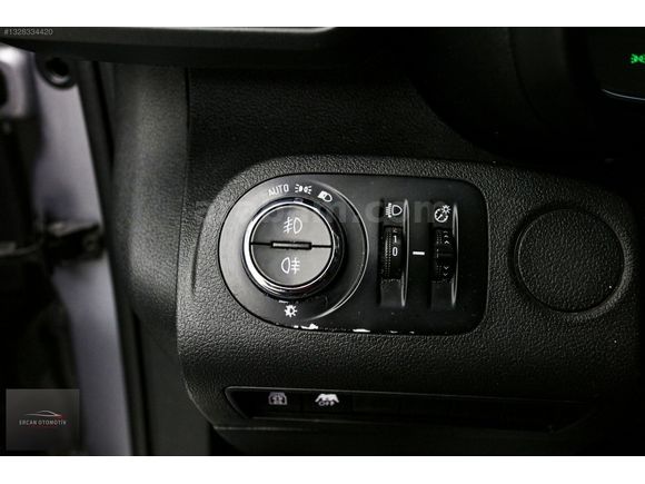ERCAN OTOMOTİV 2021 OPEL COMBO 1,5D ULTİMATE CAM TAVAN