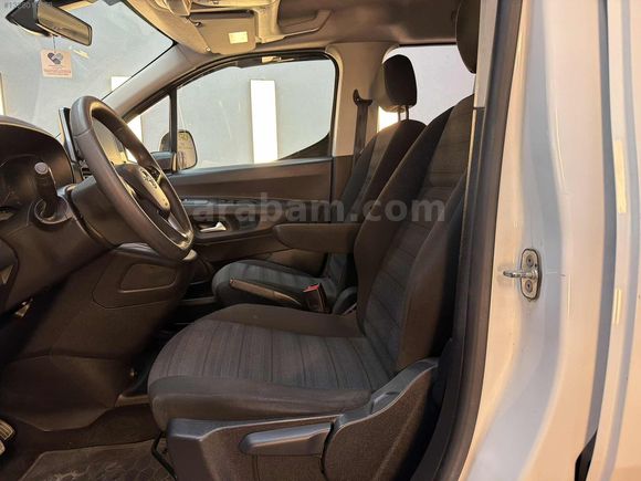 OPEL COMBO 1.5 69 KM TAMAMINA KREDİ İMKANI