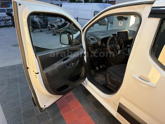 OPEL COMBO 1.5 69 KM TAMAMINA KREDİ İMKANI
