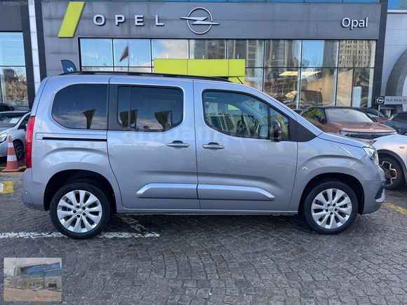 300.000 TL %0 FAİZ-HATASIZ 2023 OPEL COMBO 1.5 D ULTİMATE