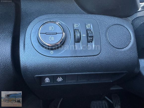 300.000 TL %0 FAİZ-HATASIZ 2023 OPEL COMBO 1.5 D ULTİMATE