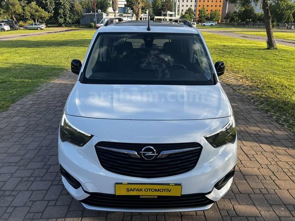 COMBO LİFE ULTİMATE OTOMATİK-2022-68000KM-HATASIZ