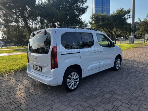 COMBO LİFE ULTİMATE OTOMATİK-2022-68000KM-HATASIZ