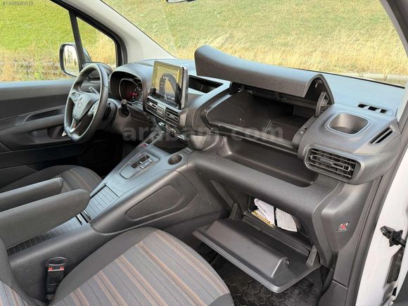 *KÖKLÜOGLU* 2024 OPEL COMBO 1.5 D ELEGANCE G.GÖRÜŞ/D.ISITMA