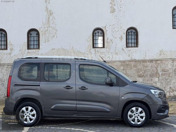 2020 OPEL COMBO HATASIZ 6 İLERİ FUL BAKIMLI KUSURSUZ