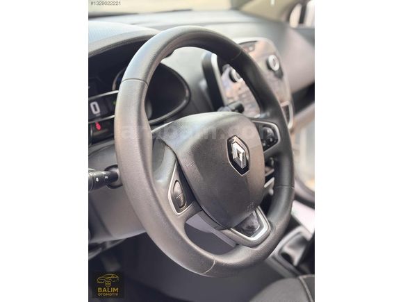 2017 ÇIKIŞLI MAKYAJLI KASA 1.5 DCİ DÜŞÜK KM'Lİ RENAULT CLİO 4