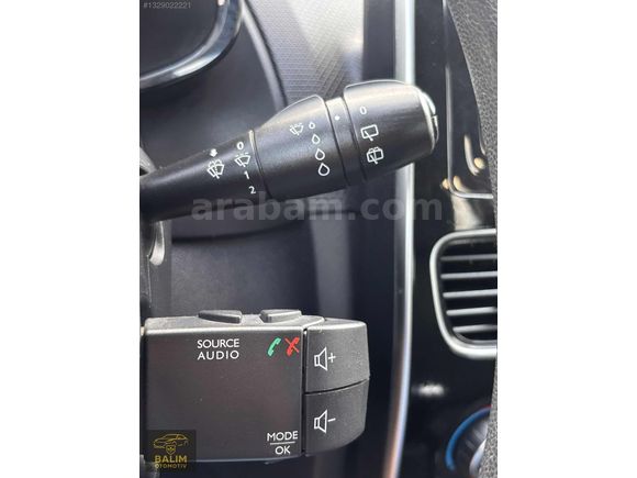 2017 ÇIKIŞLI MAKYAJLI KASA 1.5 DCİ DÜŞÜK KM'Lİ RENAULT CLİO 4