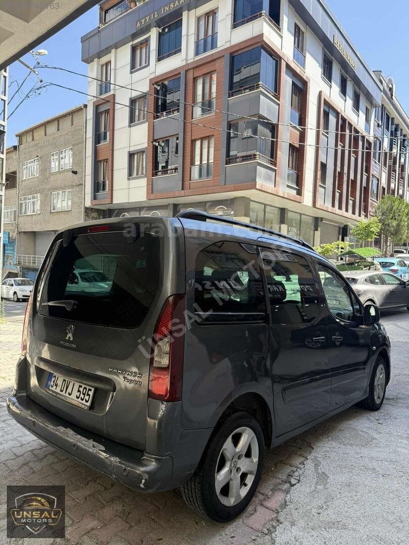 Galeriden Peugeot Partner 1.6 HDI Allure 2013 Model İstanbul 282.000 km Siyah 5
