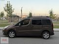 115'HP-DEĞİŞENSİZ-ALLURE-TEMİZ AİLE ARACI