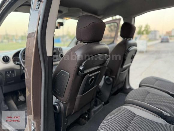 115'HP-DEĞİŞENSİZ-ALLURE-TEMİZ AİLE ARACI