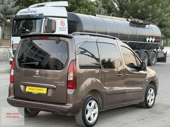 115'HP-DEĞİŞENSİZ-ALLURE-TEMİZ AİLE ARACI