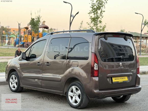 115'HP-DEĞİŞENSİZ-ALLURE-TEMİZ AİLE ARACI