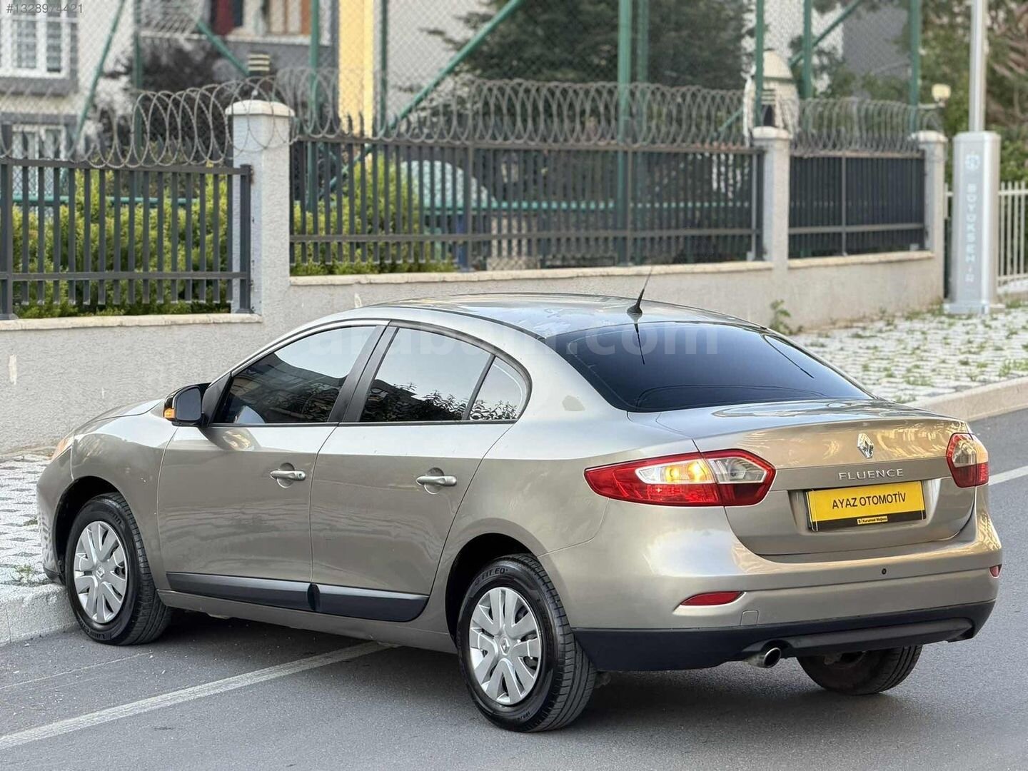 Galeriden Renault Fluence 1.5 dCi Extreme 2011 Model Kocaeli 189.000 km Bej 5