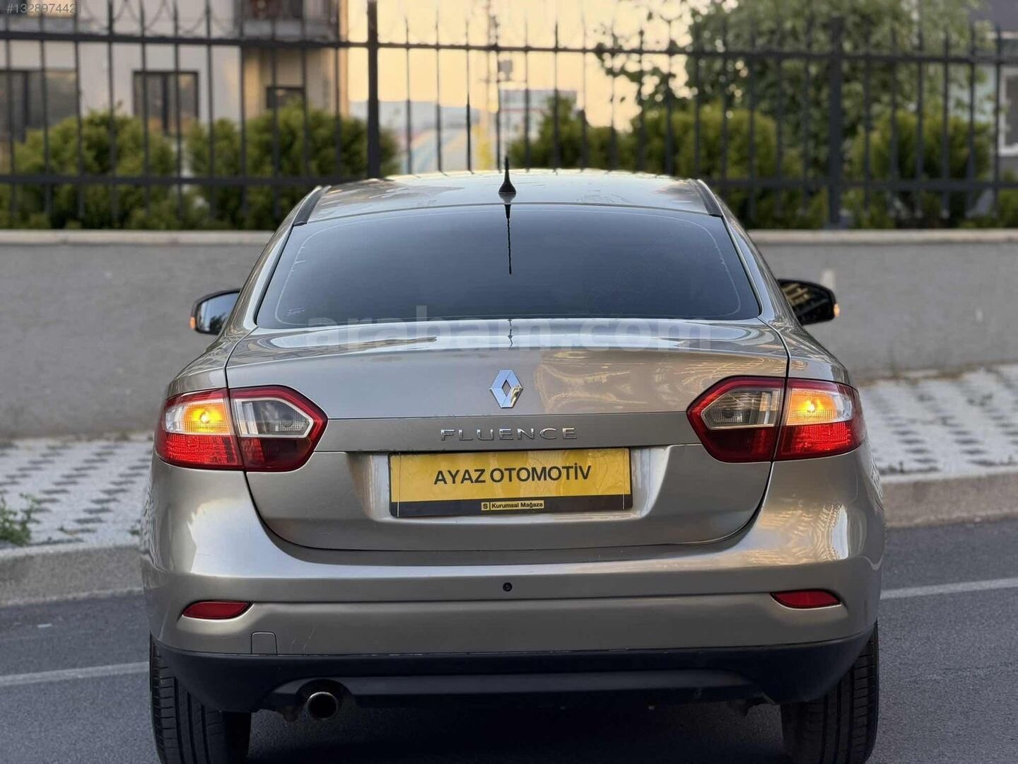 Galeriden Renault Fluence 1.5 dCi Extreme 2011 Model Kocaeli 189.000 km Bej 3