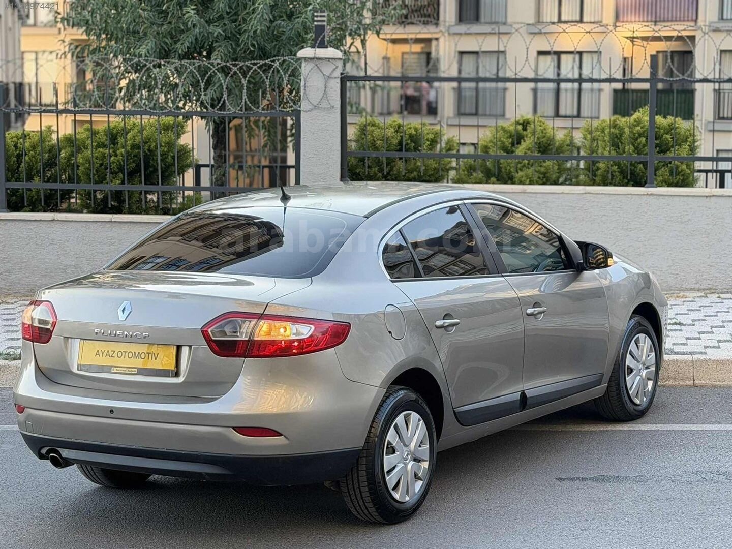 Galeriden Renault Fluence 1.5 dCi Extreme 2011 Model Kocaeli 189.000 km Bej 4