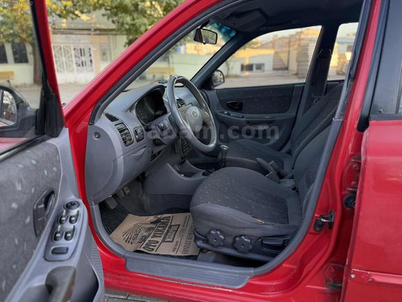 ECES AUTO'DAN ACCENT KLİMALI SIFIR MUAYENE MASRAFSIZ