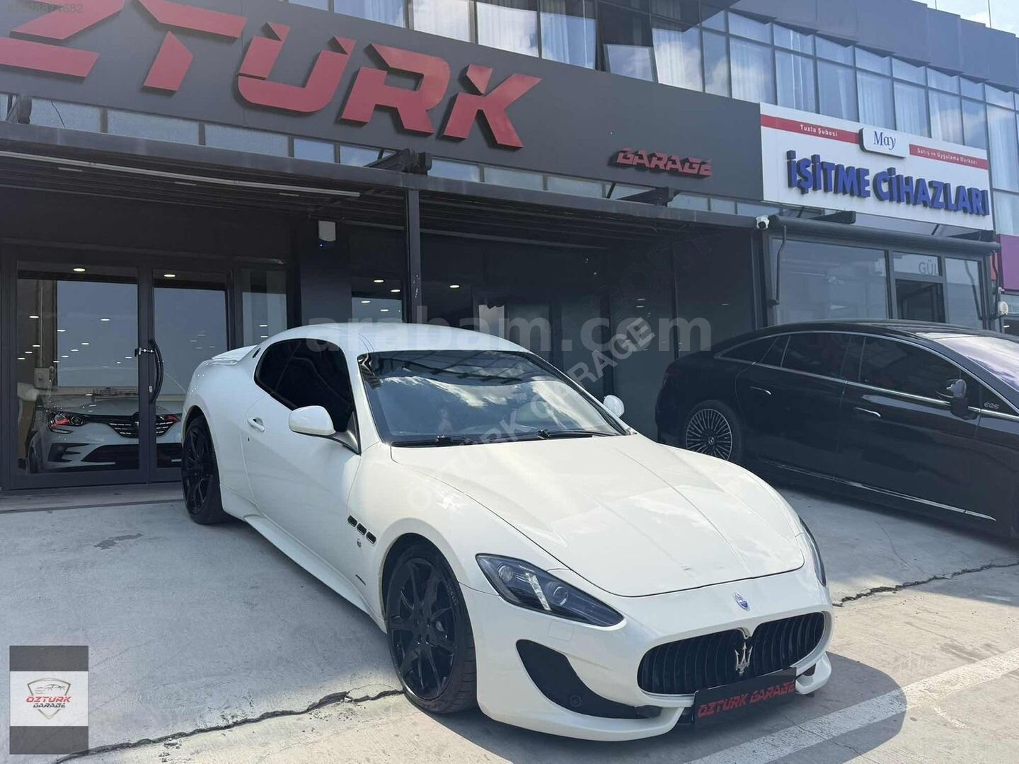 Galeriden Maserati GranTurismo 4.7 S 2013 Model İstanbul 75.000 km Beyaz 4