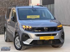 PERDECİ EROL'DAN 2025 PEUGEOT 1.5 ALLURE MANUEL ORJ 8 KM İLK EL
