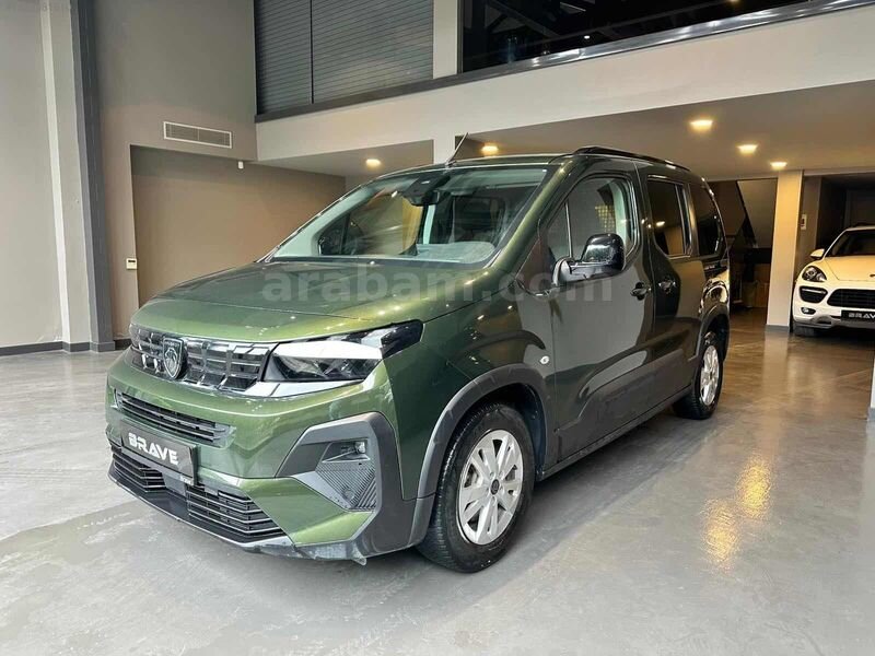 BRAVE 2024 PEUGEOT RIFTER 1.5 BLUEHDI ALLURE 45 KM/HATASIZ