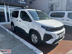 2026 MODEL RIFTER 1.5 ALLURE HEMEN TESLİM