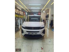 2025 RİFTER 1.5 DİZEL OTOMATİK ALLURE HATASIZ