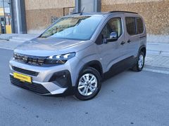 2025 MODEL RİFTER ALLURE HATASIZ 19 BİN KM