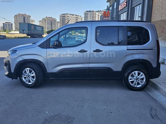 2025 MODEL RİFTER ALLURE HATASIZ 19 BİN KM