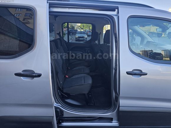 2025 MODEL RİFTER ALLURE HATASIZ 19 BİN KM