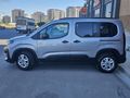 2025 MODEL RİFTER ALLURE HATASIZ 19 BİN KM