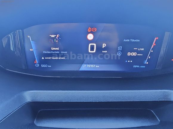 2025 MODEL RİFTER ALLURE HATASIZ 19 BİN KM