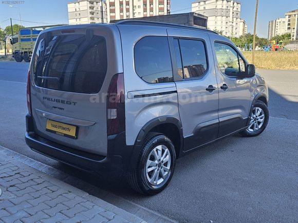 2025 MODEL RİFTER ALLURE HATASIZ 19 BİN KM