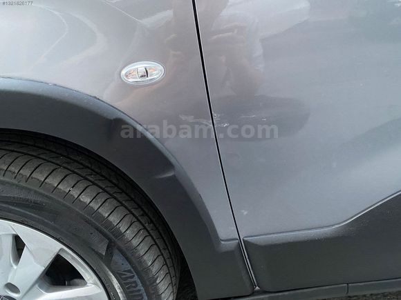 2025 MODEL RİFTER ALLURE HATASIZ 19 BİN KM