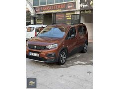 ARAYAN BULAMAZ! 2021 RIFTER GT EAT8 CAM TAVAN HATASIZ 105 BİN KM