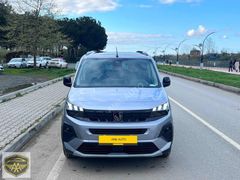 2025 PEUGEOT RIFTER GT SIFIR KM EAT8 %20 FATURA YENİ NESİL