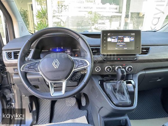 2025 RENAULT KANGOO MULTIX 1.3 TCE ICONIC OTOMATİK 18.000 KM