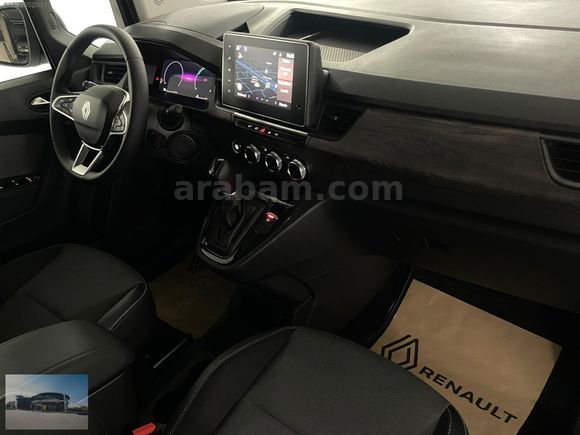 2025 Kangoo Multix 1.5 BluedCi Iconic / 6.012 KM "%0,79 KREDİ"