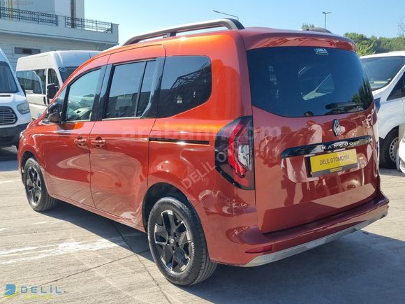 DELİL'DEN 2026 MODEL 4 BİN KM DE HATASIZ ICONİC PAKET KANGOO