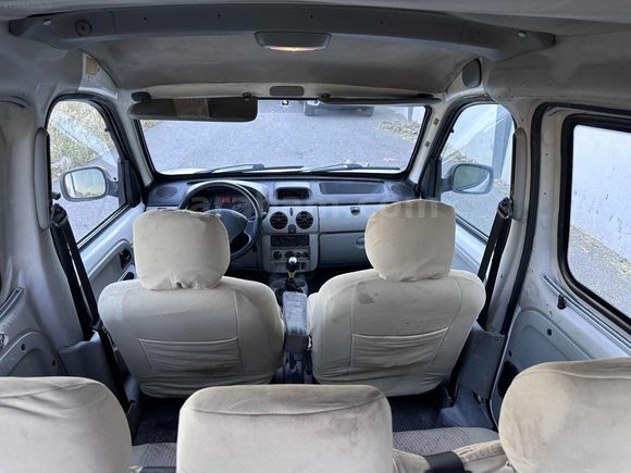 ŞENLİK OTO DAN 2007 KANGO KILİMALI