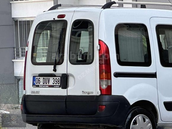 2010 MODEL RENAULT KANGO 1,5 DCİ İNTELCOLLÜ TEMİZ BAKIMLI KLİMAL