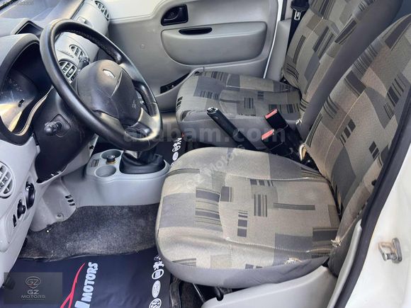 2010 MODEL RENAULT KANGO 1,5 DCİ İNTELCOLLÜ TEMİZ BAKIMLI KLİMAL