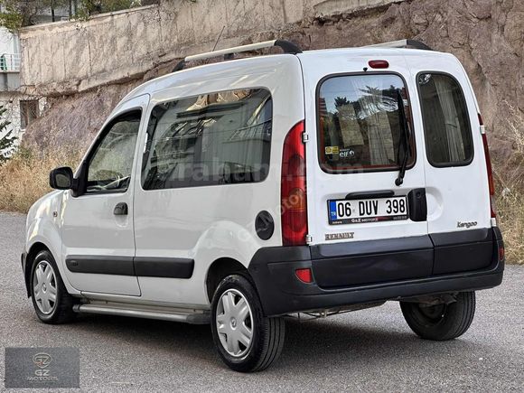 2010 MODEL RENAULT KANGO 1,5 DCİ İNTELCOLLÜ TEMİZ BAKIMLI KLİMAL