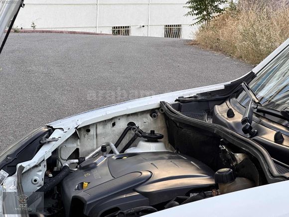 2010 MODEL RENAULT KANGO 1,5 DCİ İNTELCOLLÜ TEMİZ BAKIMLI KLİMAL