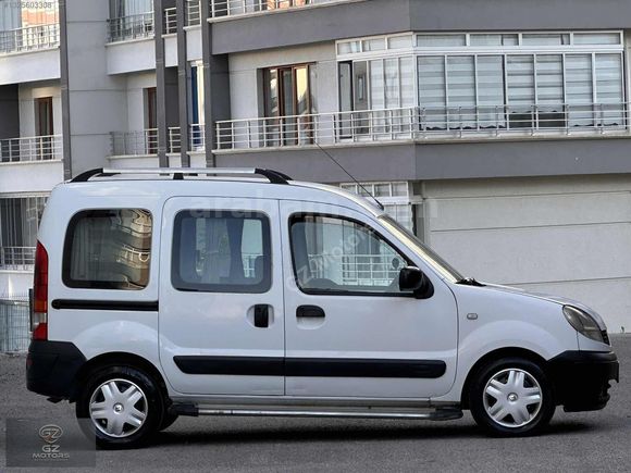 2010 MODEL RENAULT KANGO 1,5 DCİ İNTELCOLLÜ TEMİZ BAKIMLI KLİMAL